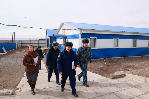 45 600.jpg 45 600.jpg